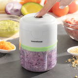 InnovaGoods® Mini Hachoir Rechargeable Portable Echoppie, Pratique et Polyvalent, Idéal pour Hacher des Fruits, des Légumes, des Noix, 3 Lames en Acier Inoxydable, Capacité de 150 ml, Puissance de 45